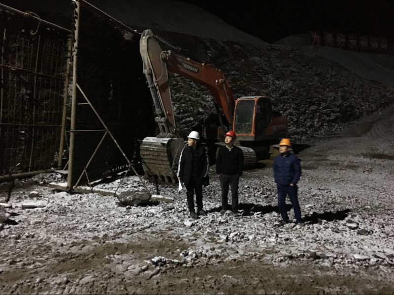 夜間巡邏.jpg 夜間巡邏.jpg