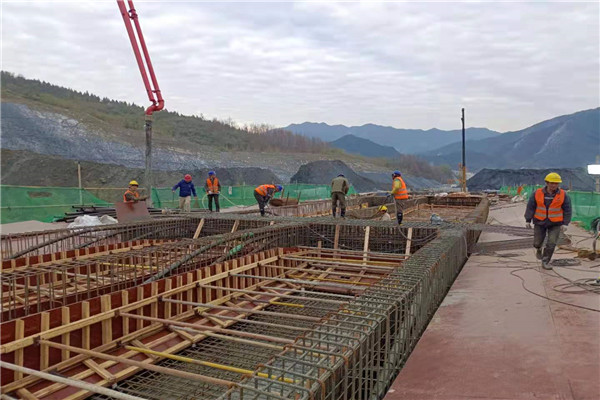 1608279826147649.jpg 6F2151688385C867638E562F622FBE30.jpg