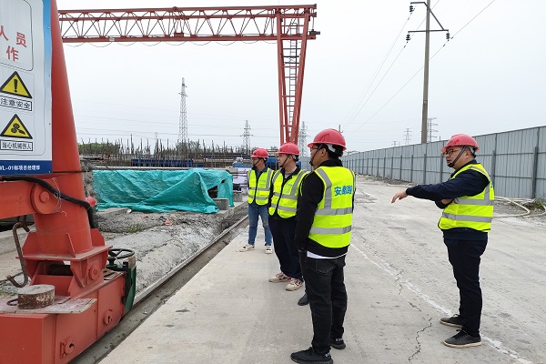 1619571279426503.jpg 梁場(chǎng)檢查.JPG