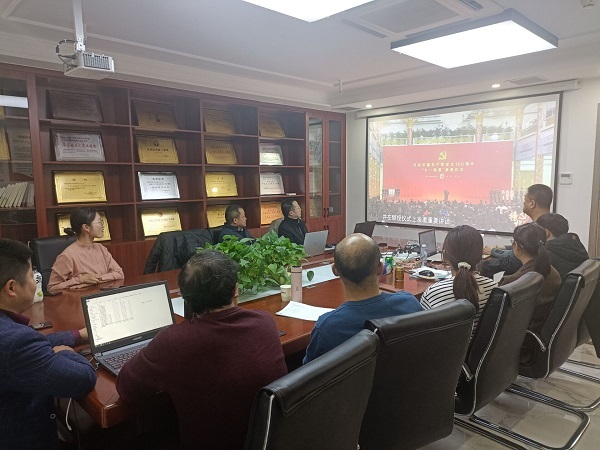 觀看建黨100周年特別節(jié)目，榜樣6  -1.jpg