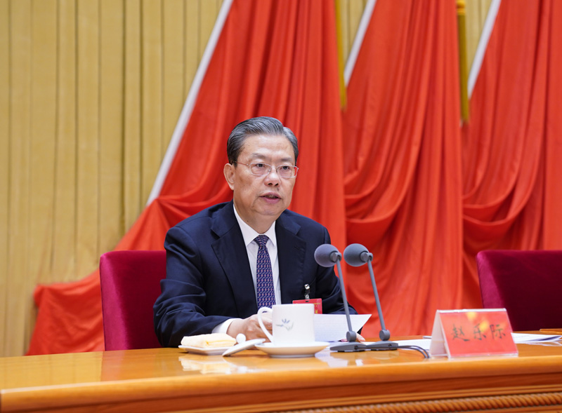 1月22日，中國(guó)共產(chǎn)黨第十九屆中央紀(jì)律檢查委員會(huì)第五次全體會(huì)議在北京開幕。中共中央政治局常委、中央紀(jì)律檢查委員會(huì)書記趙樂(lè)際代表中央紀(jì)律檢查委員會(huì)常務(wù)委員會(huì)作題為《推動(dòng)新時(shí)代紀(jì)檢監(jiān)察工作高質(zhì)量發(fā)展，以優(yōu)異成績(jī)慶祝中國(guó)共產(chǎn)黨成立100周年》的工作報(bào)告。新華社記者 張領(lǐng) 攝
